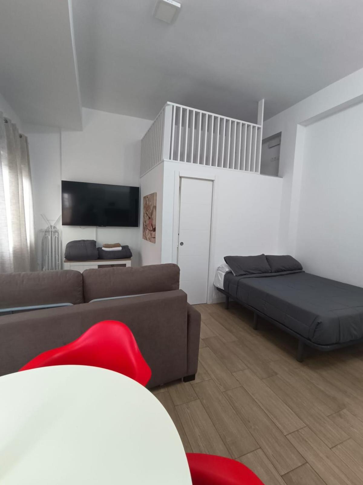 Rockside Residences Suites La Linea La Línea de la Concepción エクステリア 写真